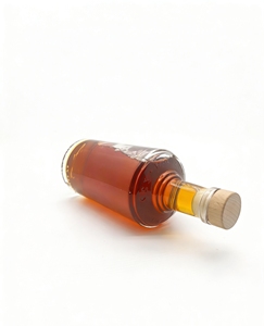 Bouteille en verre vide transparente <span class=keywords><strong>la</strong></span> <span class=keywords><strong>moins</strong></span> chère de 500 ml, 700 ml, 750 ml pour liqueur, vin, gin, whisky, <span class=keywords><strong>vodka</strong></span>, spiritueux avec bouchon en liège - Product Image 6
