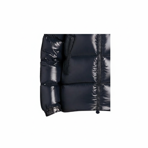 Chaqueta de plumón fina para hombre con cuello alto y cremallera, impermeable, cortavientos, transpirable, con logo frontal, informal, para exteriores, de alta calidad - Product Image 1
