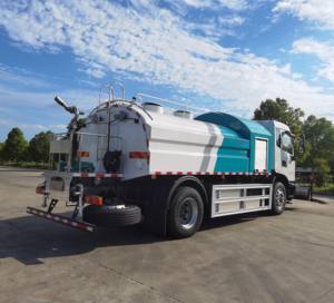 東風純電動9m道路清掃車モーターエンジン210KWHバッテリー多機能散水機掃除機 - Product Image 5