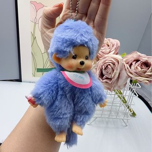 Vente en gros de porte-clés Monchhichis de la marque TKT, 15 cm, en peluche super douce, avec visage de personnage de dessin animé, couleurs macaron créatives, jouets en peluche. - Product Image 4