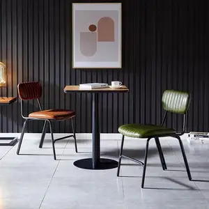 Cadeira de jantar para restaurante em madeira maciça estofada em couro PU estilo retrô