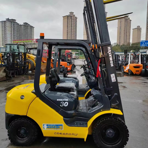 Carretilla elevadora diésel Komatsu FD30 a precio barato de segunda mano Carretilla elevadora Komatsu FD30 usada de alta calidad en buenas condiciones para la venta - Product Image 1