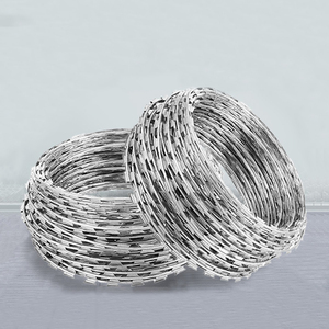 Alambre de Púas Galvanizado de Alta Resistencia BTO28 para Defensa Fronteriza, Tipo Espiral <span class=keywords><strong>Concertina</strong></span> - Product Image 4
