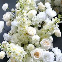 Nouvelles compositions florales personnalisées de 2,5 pieds en fausse soie blanche, centres de table en boule, chemins de table floraux pour la décoration de cérémonies et de fêtes