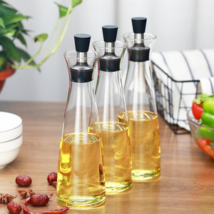 Juego de botellas de aceite de vidrio con diseño a prueba de fugas para uso en la cocina, tapa de plástico de forma redonda en tamaños pequeños y grandes - Product Image 2