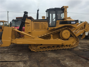 Bulldozers Usados D8N D6G D7G D6D Tipo Oruga con Capacidad de Aplicación de Aserrín de 4.3m y 1 Año de Garantía en Venta - Product Image 3