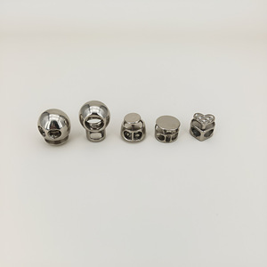 Cierre de Cordón Metálico de Aleación de Zinc con Hebilla de Resorte para Prendas, Ajustable para Capucha y Pierna de Pantalón, Acabado Plateado Duradero - Product Image 1