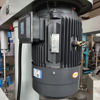 Équipement de dispersion chimique en fût, facilement déplaçable, avec options antidéflagrantes, et solution complète de mélange et de dispersion.