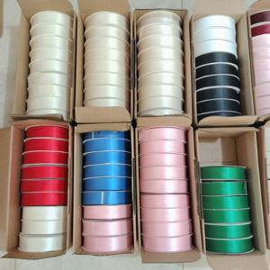 <span class=keywords><strong>ริบบิ้น</strong></span>โพลีเอสเตอร์ขายส่ง 100 หลา 196 สี <span class=keywords><strong>ริบบิ้น</strong></span>ซาตินหน้าเดียว/สองหน้า ขนาด 25 มม. ม้วน<span class=keywords><strong>ริบบิ้น</strong></span>สำหรับวันแม่ ดอกกุหลาบ - Product Image 1