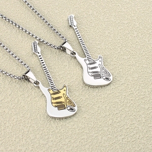 Collier de guitare punk rock, pendentif en acier inoxydable en forme de guitare électrique pour festival de musique - Product Image 2