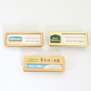 Badge d'identification personnalisé en métal pour employés d'hôtel - Product Image 2