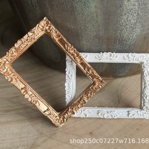Support de présentation de bijoux en résine de style européen, mini cadre photo pour boucles d'oreilles, colliers, accessoire de décoration de table - Product Image 3