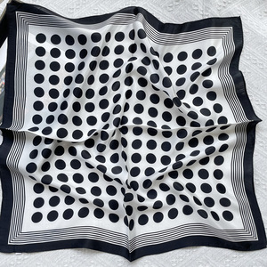 Женский 100% шарф с квадратным бантом - Product Image 3