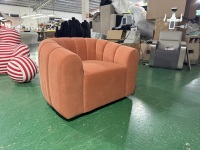 Fauteuil d'appoint moderne en velours capitonné à cannelures incurvées, orange, pour café, hall d'entrée, salon