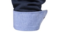 Kemeja Pria Lengan Panjang Katun Poliester Kasual Fit Warna Navy Anti Kusut Kancing Tunggal Stok Banyak Desain Kustom OEM