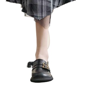 รองเท้าโลฟเฟอร์หนังผู้หญิง ไซส์ 35-43 สไตล์อังกฤษ รองเท้าส้นแบน พื้นรองเท้ายางกันกระแทก ส้นกลาง ใส่สบายๆ - Product Image 5