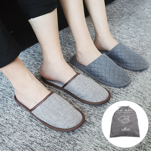 Zapatillas de viaje de estilo japonés, de algodón gris y negro, transpirables, para mantener el calor, para uso en el hogar, para invitados, para todas las estaciones, plegables y portátiles - Product Image 1