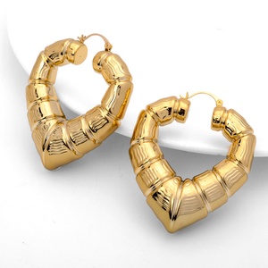 Aretes de Aro Grandes, Clásicos, Geométricos, de Latón, Estilo Vintage, para Novia, de Lujo, Chapados en Oro de 14K, con Gancho - Product Image 1