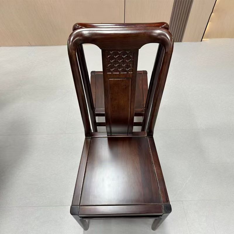 Chaise en bois massif [Commande minimum de 2 photos]