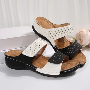 Pantuflas Estilo Tenis con Suela Gruesa y Plataforma, Diseño Multicolor, Ligeras y Adecuadas para Playas de Arena - Product Image 3