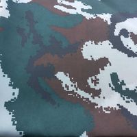 Tissu camouflage en taffetas 100 % polyester imperméable pour vestes d'extérieur, doublure respirante et résistante aux déchirures pour vêtements