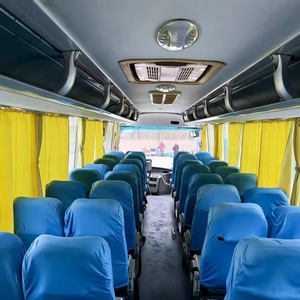 Autobús Usado Yu Tong de 50 Asientos a Precio Económico, Autobuses de Pasajeros Yutong y Autocares con Volante a la Derecha para la Venta en África - Product Image 3