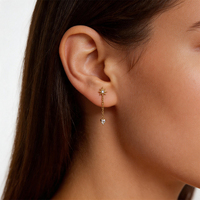 Boucle d'oreille céleste à triple chaîne en acier inoxydable 316L, clou plat pour femme, bijou d'oreille hélice étoile filante
