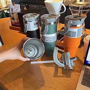 Bouteilles et Tasses Isothermes en Acier Inoxydable à Double Paroi de 30 oz – Performance Thermique de 6 à 12 Heures – Écologiques et Résistantes à l'Ébullition – Vente en Gros - Product Image 6