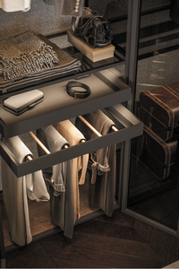 Lüks Modern Bambu Saklama Dolabı, Hasır Örgülü Kapılarla El Yapımı, Yatak Odası İçin Sürdürülebilir Askılı Gardırop - Product Image 5