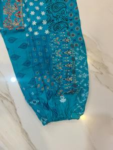 Pantalon Harem Patchwork Taille Unique Ample et Confortable pour Toutes les Tailles – Fournisseur Indien - Product Image 3