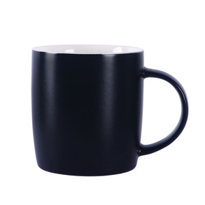 Juego de Tazas de Cerámica Nórdicas Mate, Color Negro Sólido, Dos Piezas, Regalo, Taza para Café o Té - Product Image 5