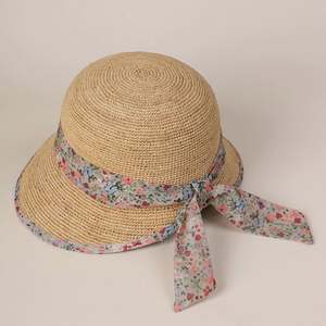 Nouvel Arrivage Chapeau de Soleil en Paille de Raphia de Haute Qualité pour l'Été, la Plage, les Voyages en Bord de Mer, Chapeau Souple avec Ruban Floral - Product Image 1