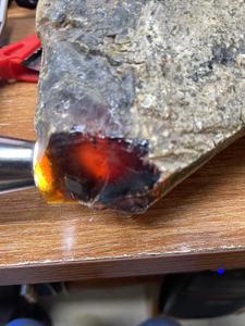 I gioielli sono realizzati con pietre preziose grezze in ambra naturale Semi-preziosa gemma grezza - Product Image 6