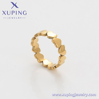 XUPING 14R23111610 Nouveau Vente en Gros Amour Inversé en Forme de Cœur Design Femmes Mode Bijoux en Acier Inoxydable Bague Couleur Or 14k