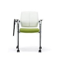 Meubles scolaires, tables et chaises en plastique pour salle de classe, chaise d'écolier empilable avec tablette d'écriture pliable et roulettes en PU