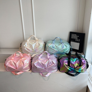 Sac à bandoulière décontracté et tendance, grande capacité, brillant et coloré, avec logo personnalisé, pour voyage, à bas prix, vente en gros - Product Image 1