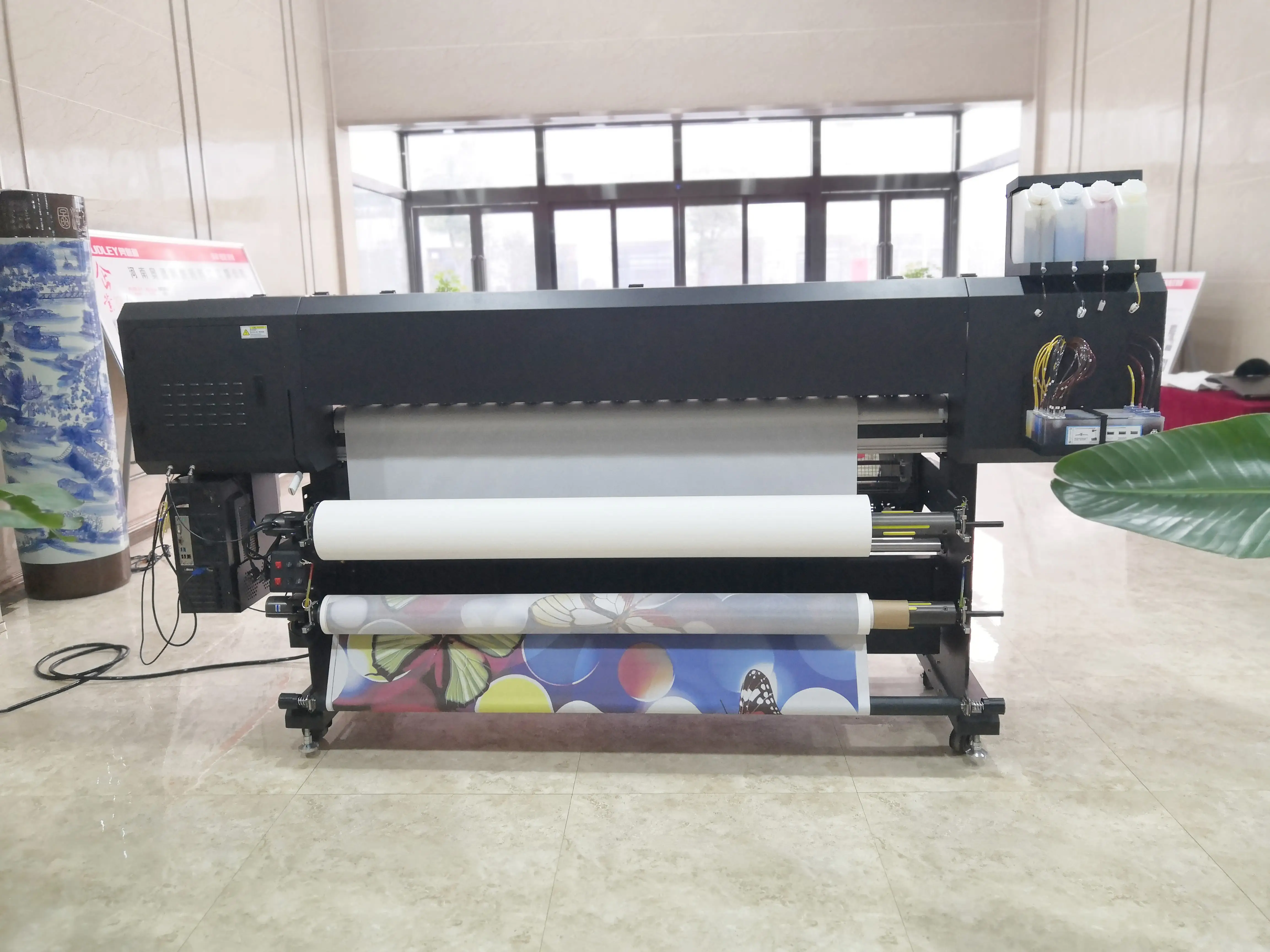 승화 종이 와이드 포맷 6 I3200 Digi 안료 아마 직물 디지털 코튼 섬유 프린터 인쇄 기계 중국