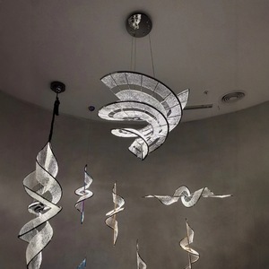 โคมไฟระย้าดีไซน์ริบบิ้นใหม่ สำหรับห้องนั่งเล่นในวิลล่า ล็อบบี้โรงแรม บันไดสองชั้นทรงสี่เหลี่ยมผืนผ้า ใช้ไฟฟ้ากระแสสลับ - Product Image 6