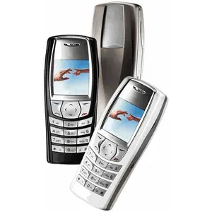 Per telefoni cellulari 6610 1.5 "780mAh 2G GSM radio FM 6610 sbloccato semplice telefono cellulare