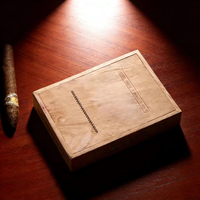 Boîte à cigares en bois massif faite à la main Vintage caisse de rangement de bureau doublée de cèdre espagnol avec humidificateur cadeau pour hommes