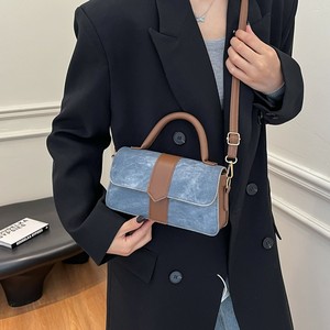 กระเป๋าสะพายไหล่ทรงสี่เหลี่ยมขนาดเล็กถุง2025ใบมาพร้อมกับจี้กระเป๋าถือสำหรับสุภาพสตรี - Product Image 3