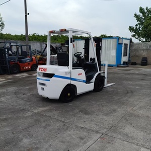 Montacargas Diésel Todoterreno Usado TCM FD25 de 2.5 Toneladas de Capacidad con Neumáticos Sólidos, Motor/Caja de Cambios de Larga Duración, Origen Japón, Probado - Product Image 2