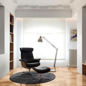 Pavimenti in vinile di lusso in 2025 PVC autoadesivi a prova di acqua Design in legno <span class=keywords><strong>per</strong></span> hotel in stile moderno con lunga durata - Product Image 2