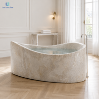 Baignoire en marbre crème Luca Dolcevita |   Baignoire en marbre à vidange centrale, finition polie, bord arrondi, pour villas de villégiature