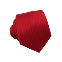Cravates pour hommes en gros de Chine : Cravates fines et unies rouges en gros-grain 100 % polyester, faites à la main et personnalisées, idéales pour les mariages