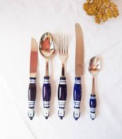 Ensemble de couverts en acier inoxydable avec manche en métal et en verre, design luxueux, ensemble de couverts faits à la main pour la table à manger à la maison