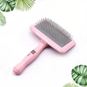 Pro Quality Self Cleaning Small Size Curved Slicker And Comb Cat Brush For Short Haired Cats Pet Plastic