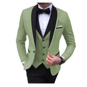 Completo da <span class=keywords><strong>Uomo</strong></span> <span class=keywords><strong>Verde</strong></span> Slim Fit 3 Pezzi, Abito Formale da Cerimonia per <span class=keywords><strong>Uomo</strong></span>, Ordine Minimo Un Pezzo - Product Image 1