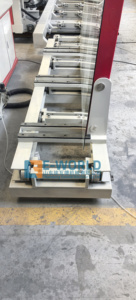 Table de dé<span class=keywords><strong>coupe</strong></span> de <span class=keywords><strong>verre</strong></span> CNC avec système de chargement automatique intégré, machine de dé<span class=keywords><strong>coupe</strong></span> compacte avec stockage de feuilles de <span class=keywords><strong>verre</strong></span> brut – <span class=keywords><strong>Prix</strong></span> - Product Image 2