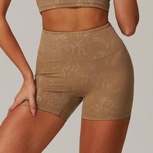 2025 haute Impact LULU mode femmes Shorts de sport à séchage rapide avec motifs d'estampage à chaud 4 couleurs Options femmes Yoga Shorts - Product Image 3